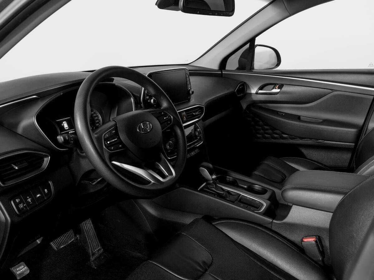 Hyundai Santa Fe с пробегом — 2018 год. Фото: #14