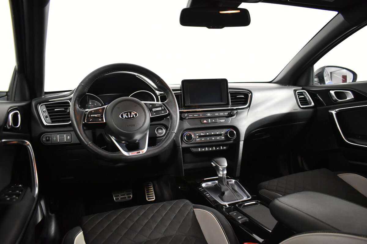 Kia Proceed с пробегом — 2019 год. Фото: #10