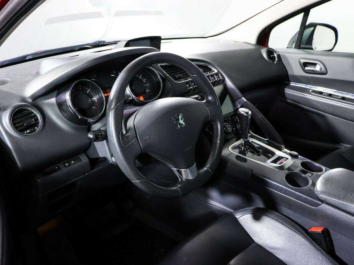 Peugeot 3008 с пробегом — 2012 год. Фото: #11