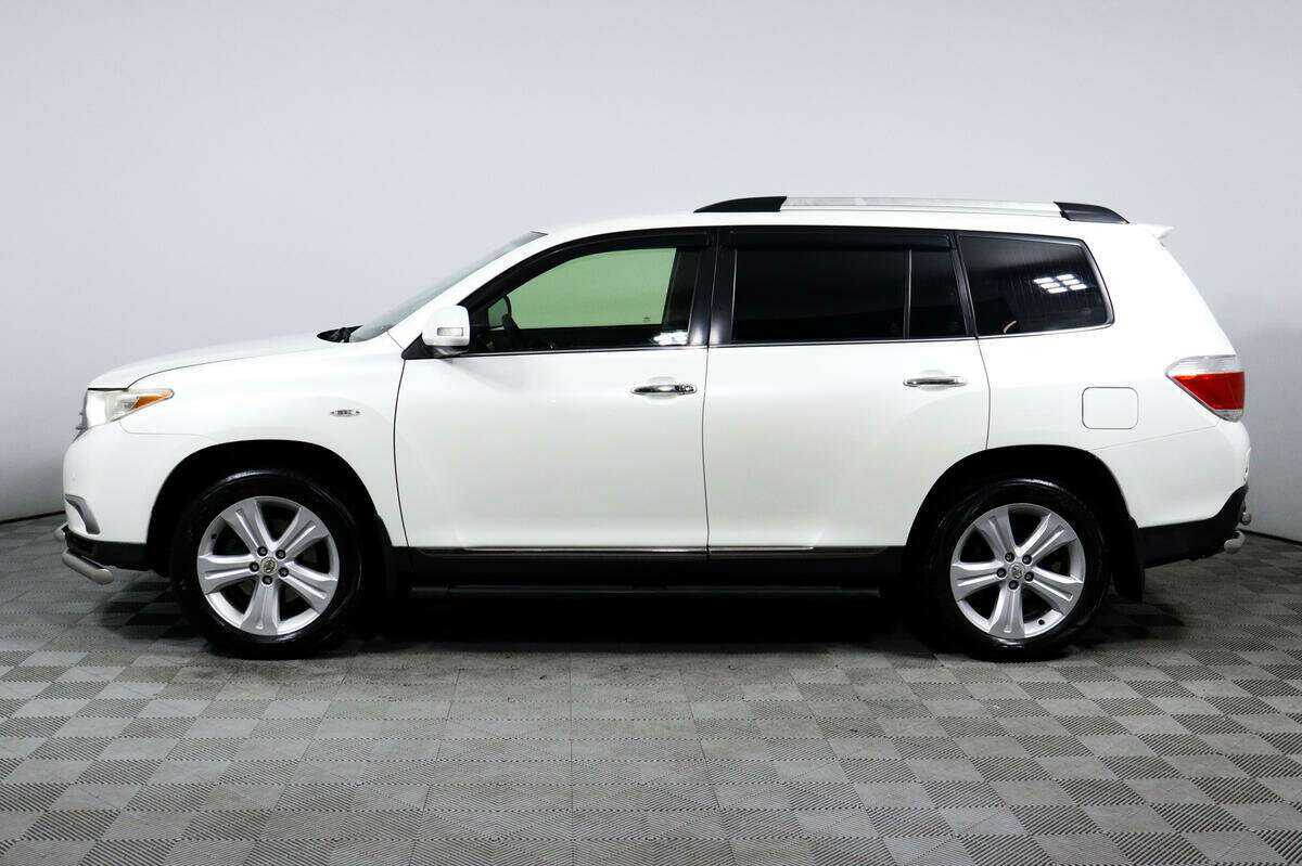 Toyota Highlander с пробегом — 2012 год. Фото: #7