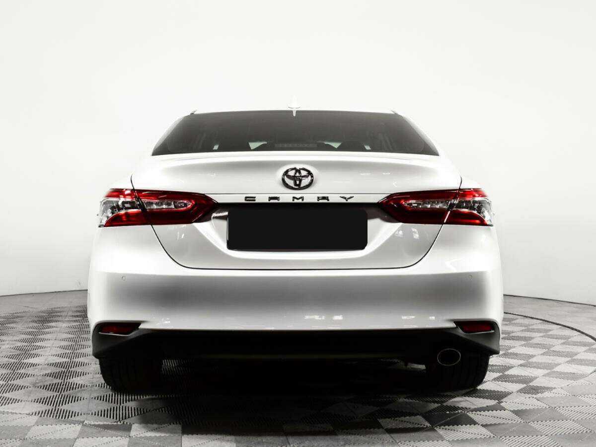 Toyota Camry с пробегом — 2020 год. Фото: #5