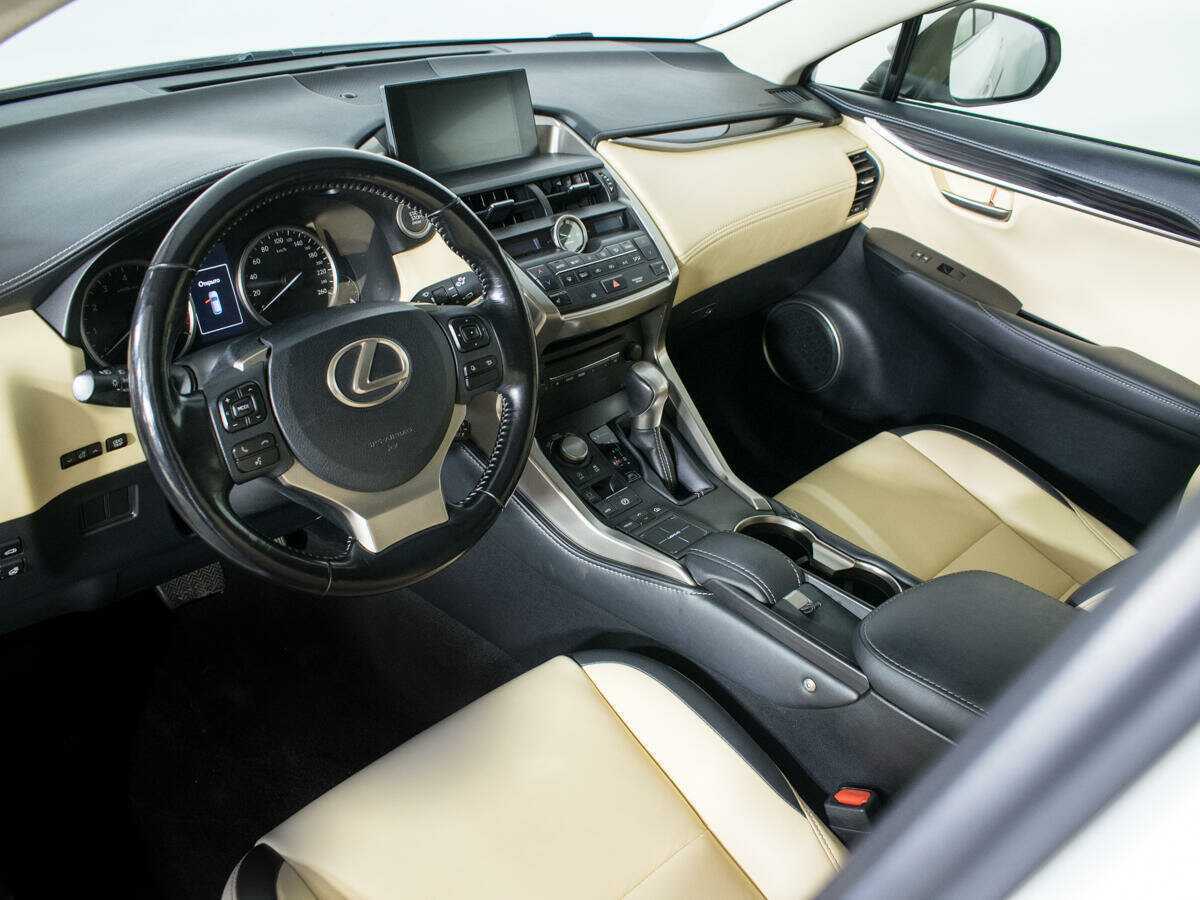 Lexus NX с пробегом — 2016 год. Фото: #12