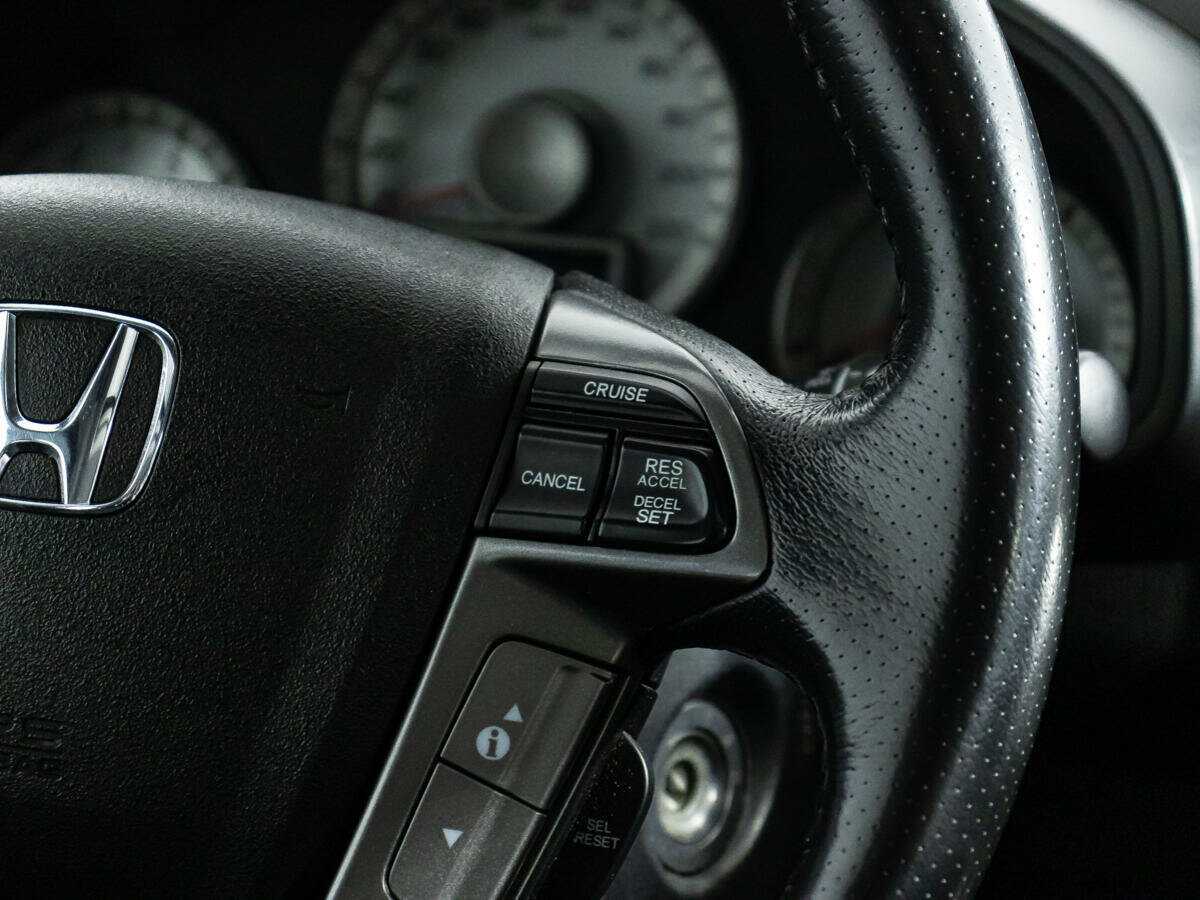 Honda Pilot с пробегом — 2014 год. Фото: #19