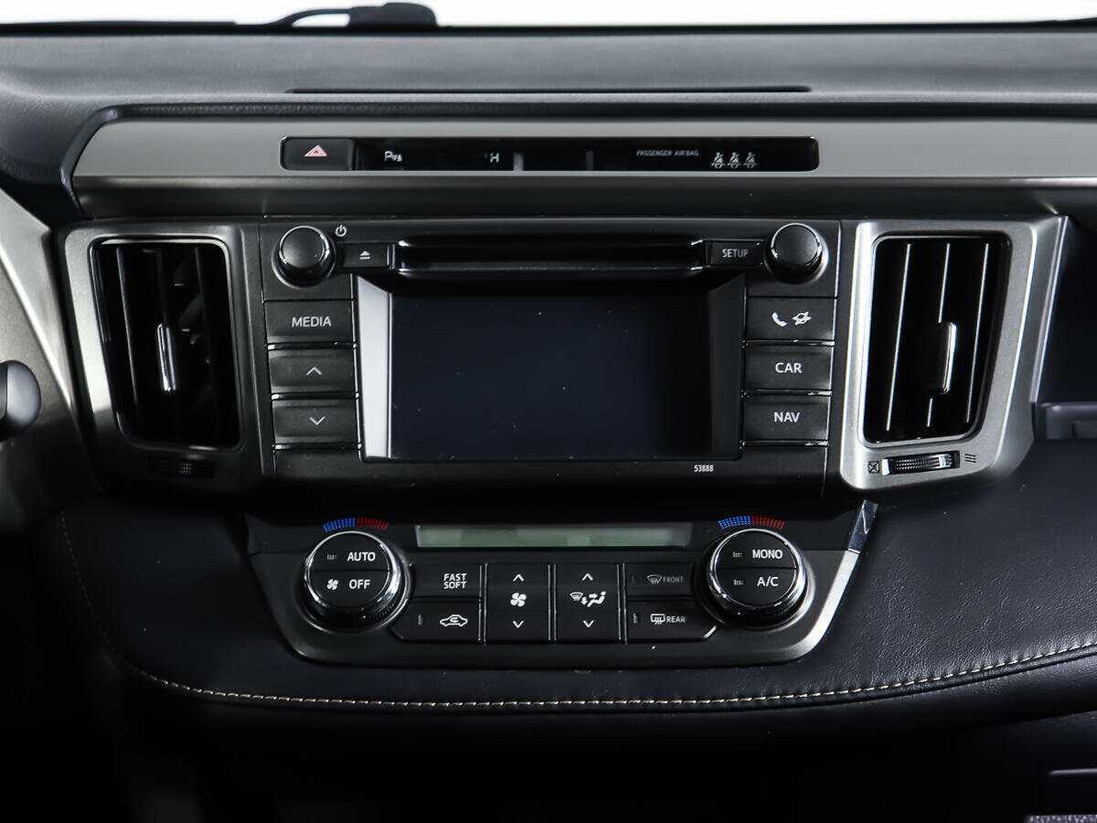 Toyota RAV4 с пробегом — 2013 год. Фото: #11