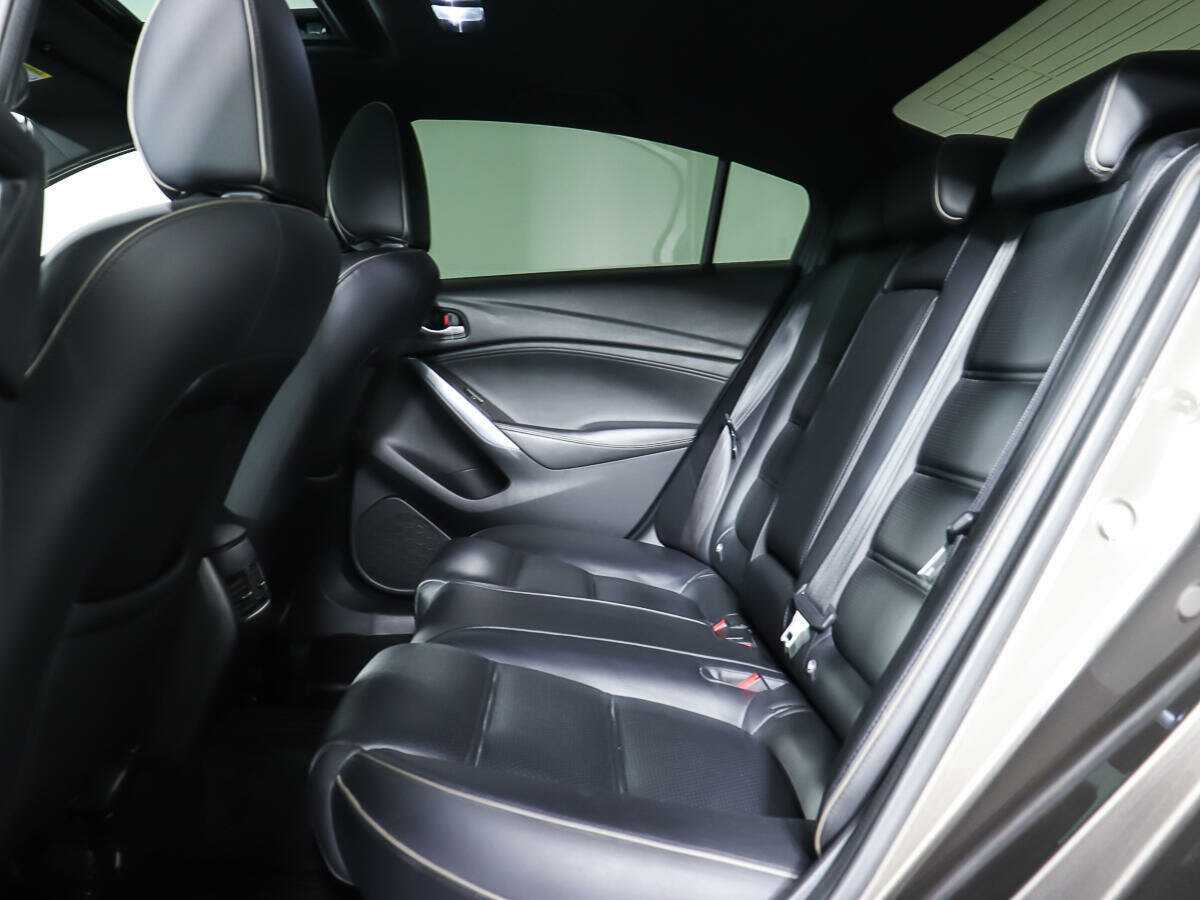 Mazda 6 с пробегом — 2016 год. Фото: #11