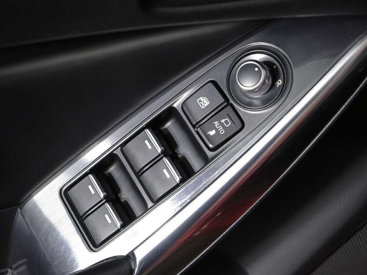 Mazda 6 с пробегом — 2016 год. Фото: #13