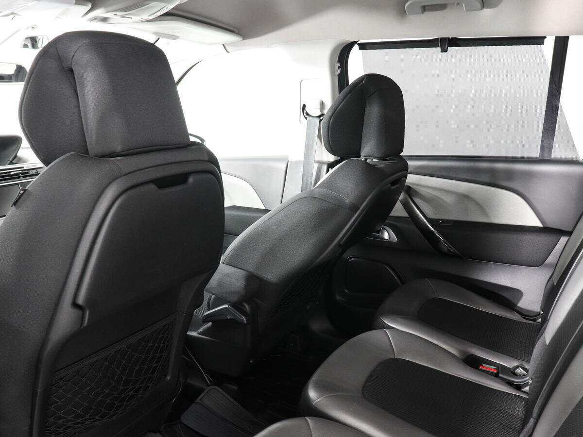 Citroen C4 Picasso с пробегом — 2014 год. Фото: #6