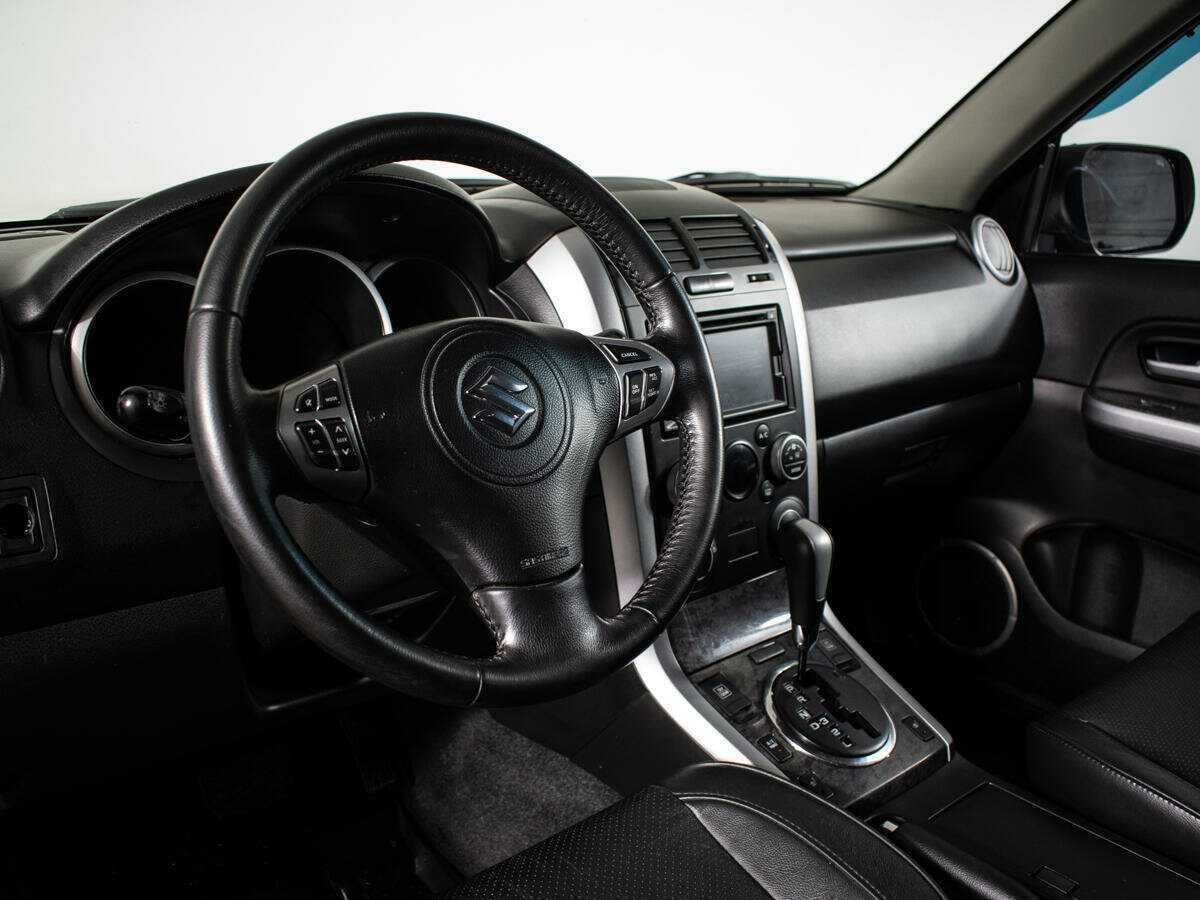 Suzuki Grand Vitara с пробегом — 2014 год. Фото: #7