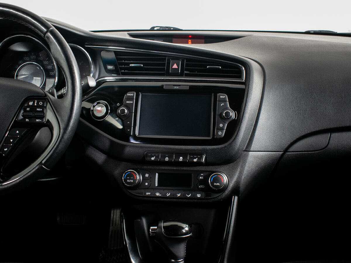 Kia Ceed с пробегом — 2018 год. Фото: #10