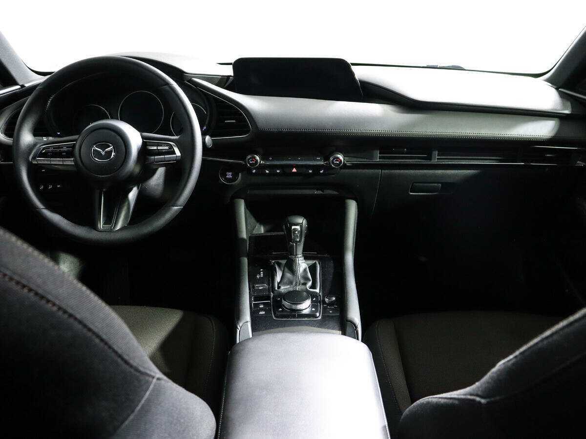 Mazda 3 с пробегом — 2019 год. Фото: #11