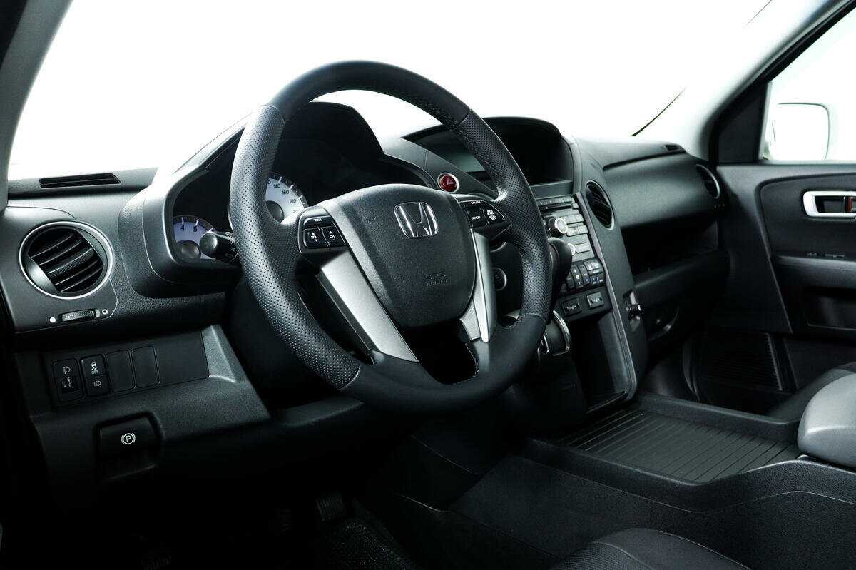 Honda Pilot с пробегом — 2013 год. Фото: #12
