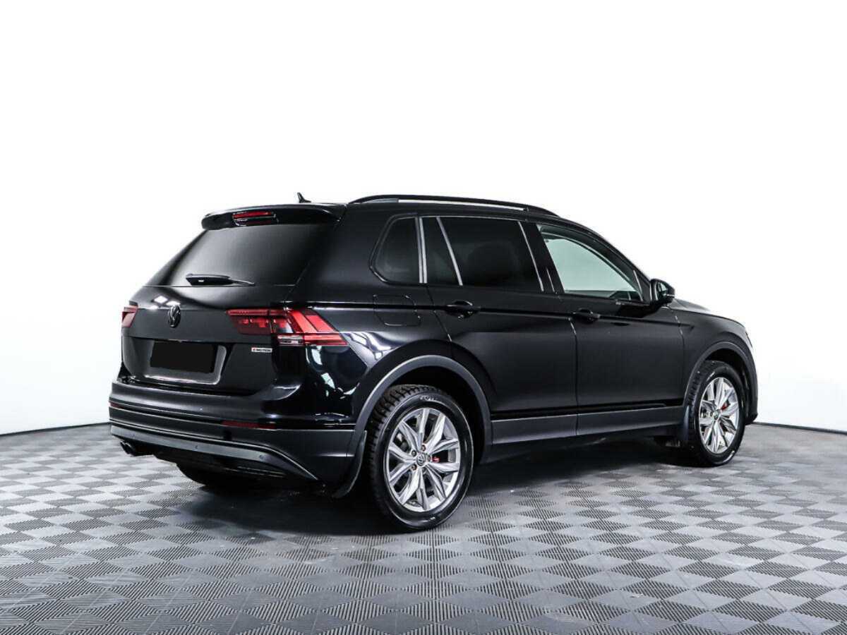 Volkswagen Tiguan с пробегом — 2018 год. Фото: #4