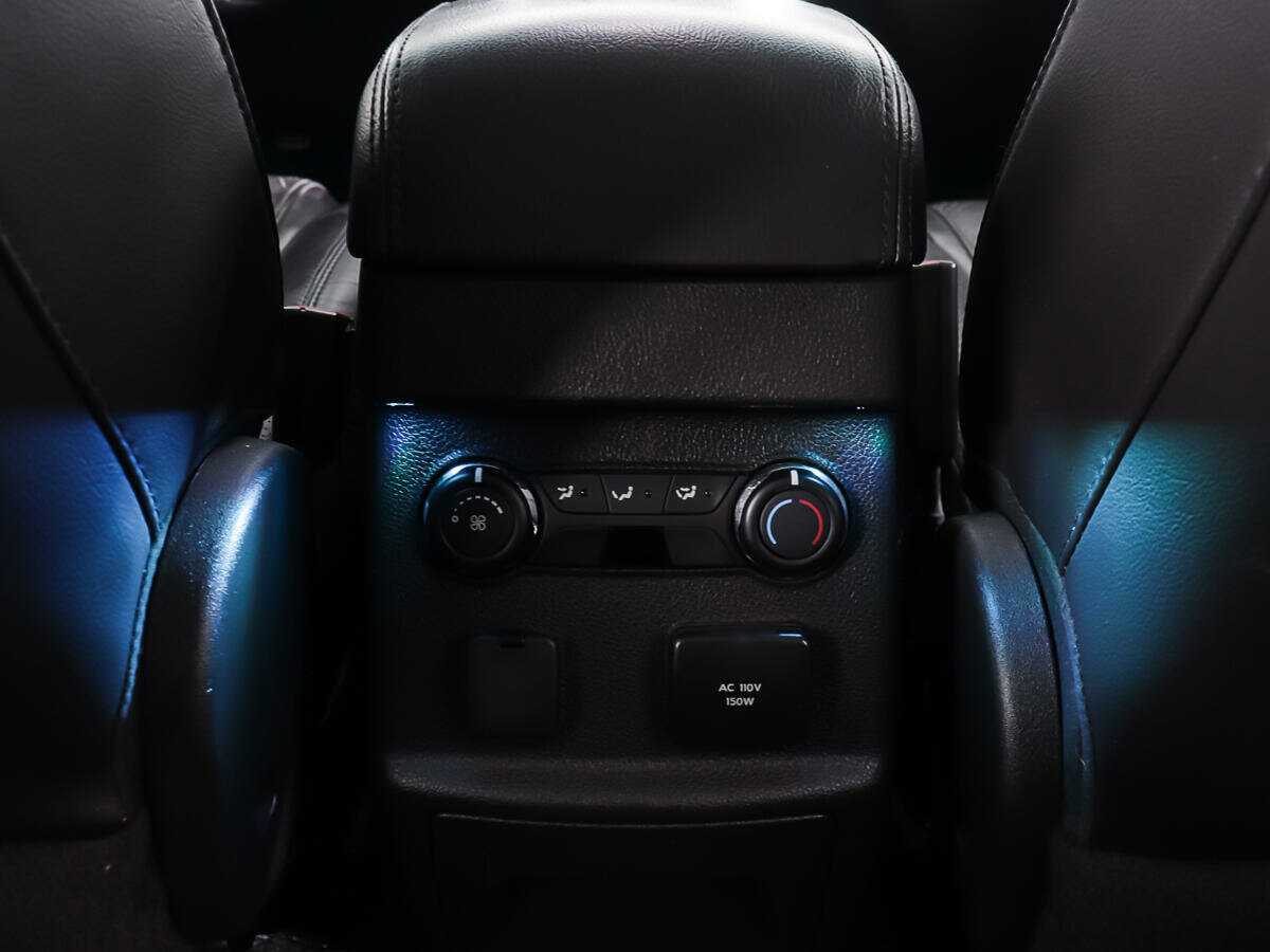 Ford Explorer с пробегом — 2013 год. Фото: #18