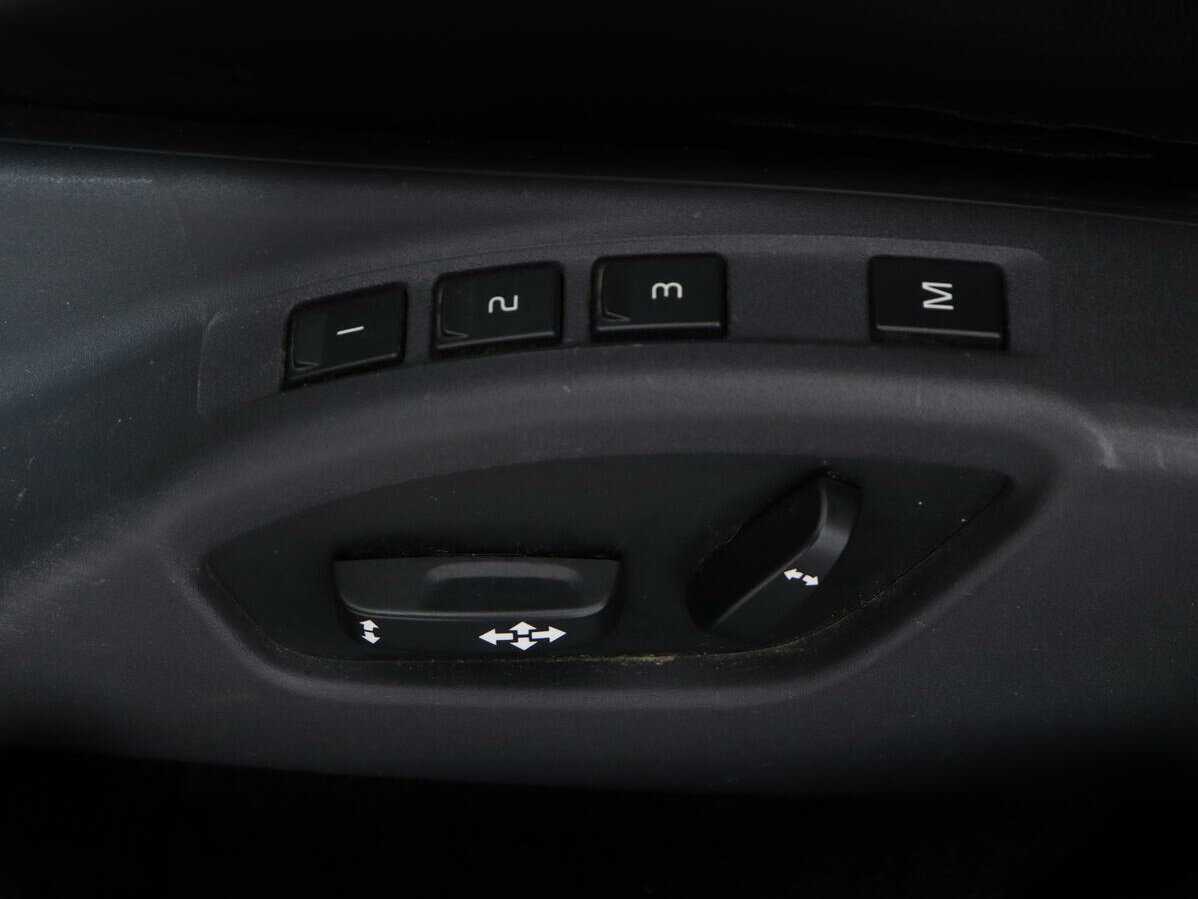 Volvo XC60 с пробегом — 2012 год. Фото: #18