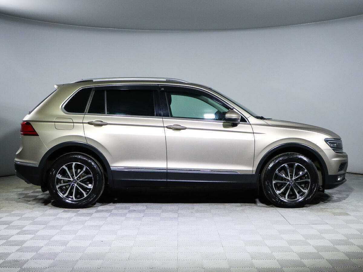 Volkswagen Tiguan с пробегом — 2018 год. Фото: #3