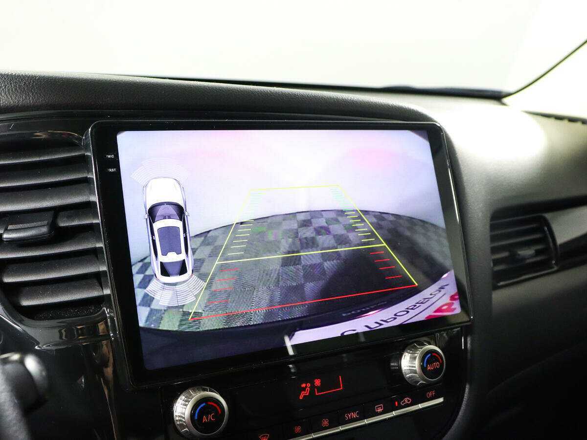 Mitsubishi Outlander с пробегом — 2021 год. Фото: #12