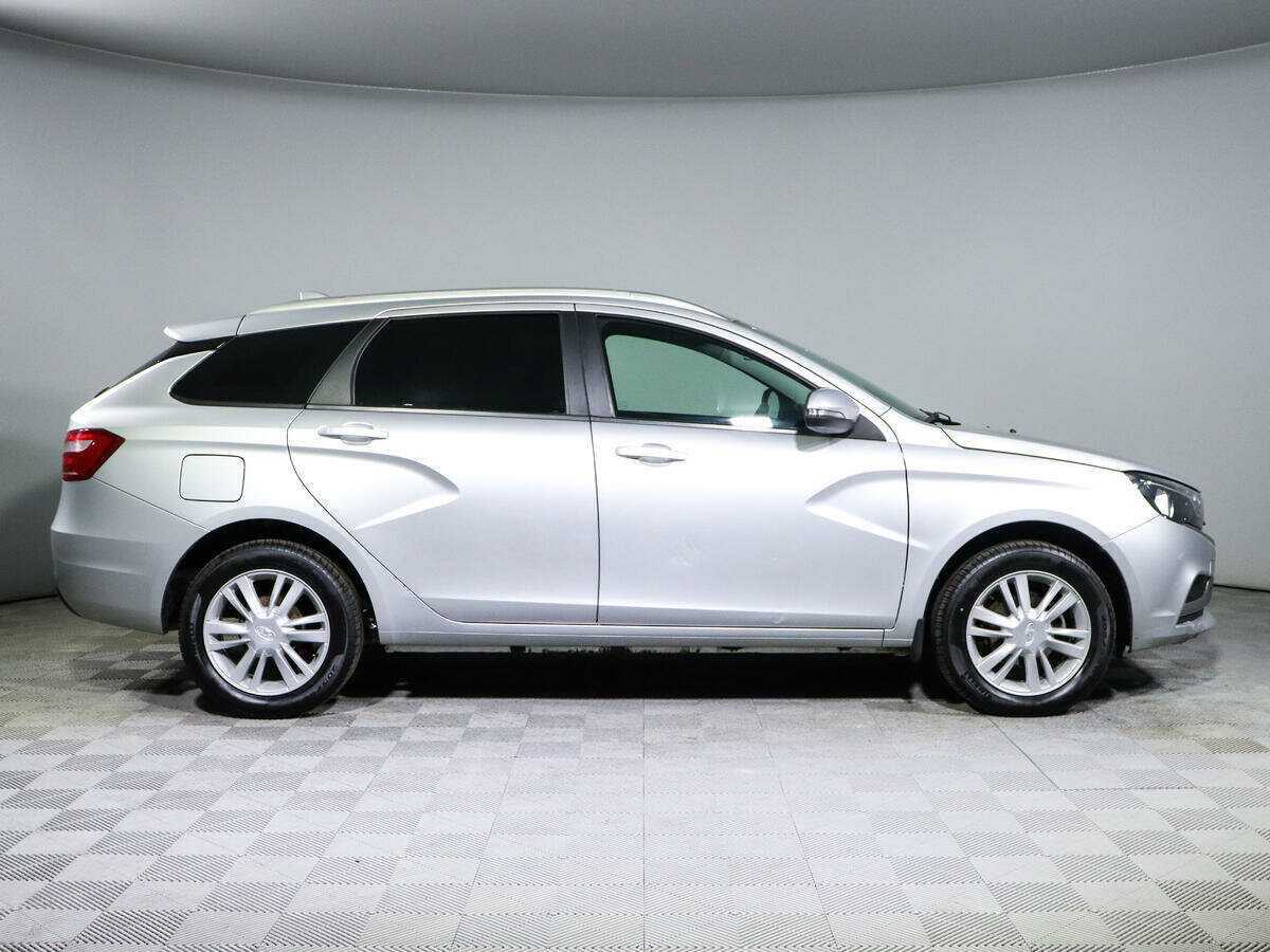 Lada (ВАЗ) Vesta с пробегом — 2019 год. Фото: #3