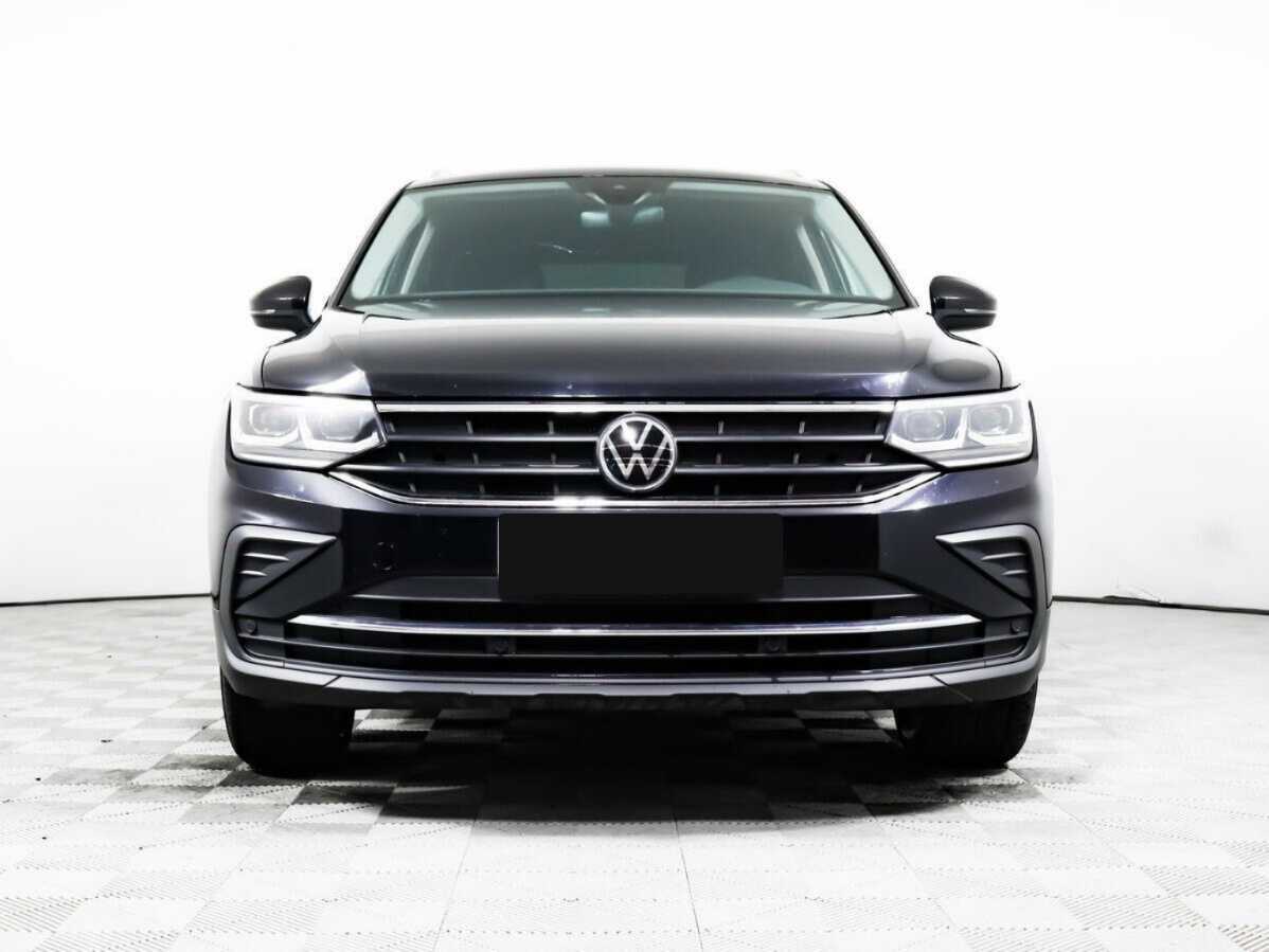 Volkswagen Tiguan с пробегом — 2021 год. Фото: #1