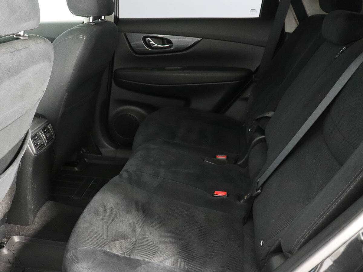 Nissan X-Trail с пробегом — 2015 год. Фото: #10