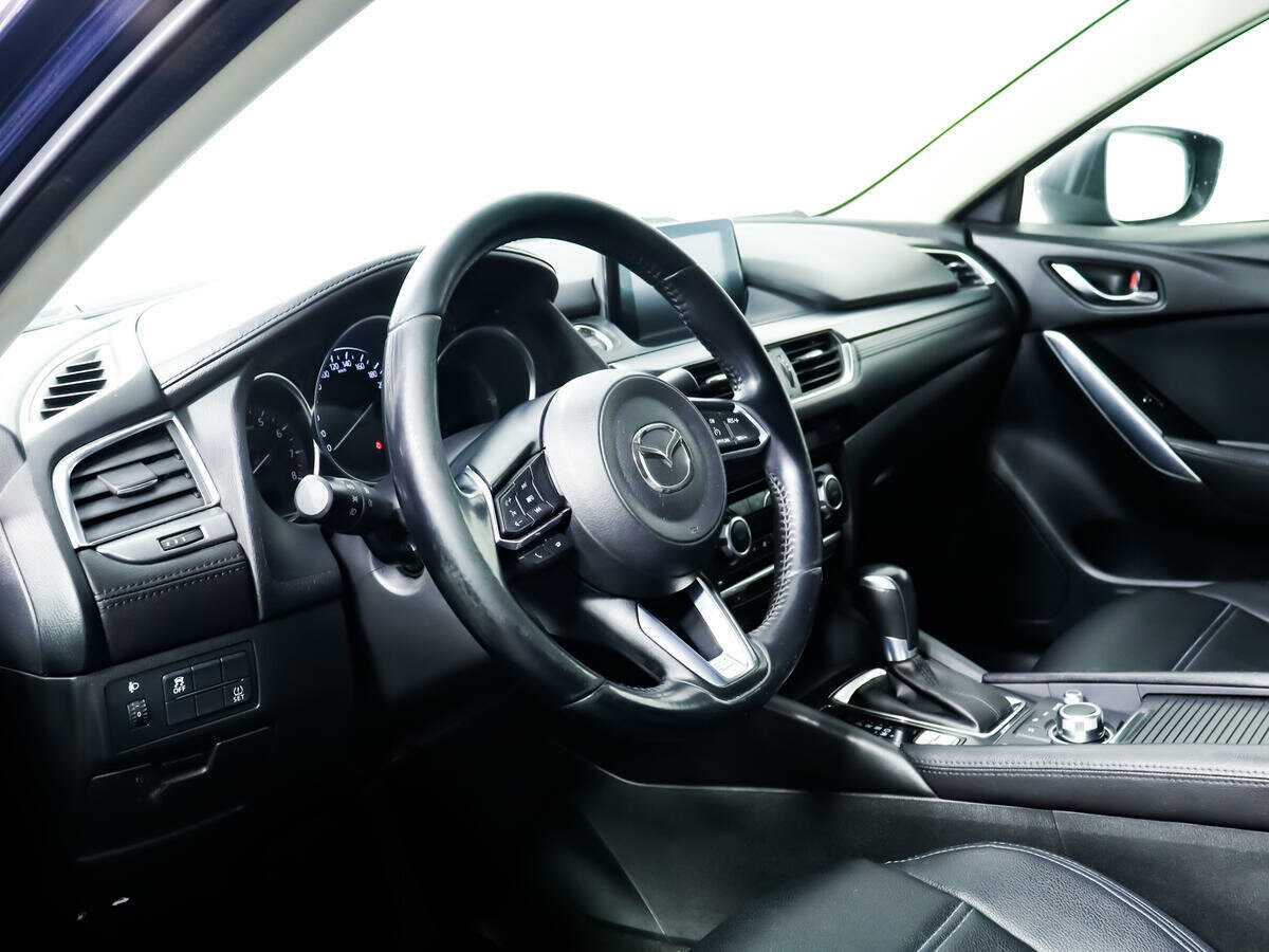 Mazda 6 с пробегом — 2016 год. Фото: #10