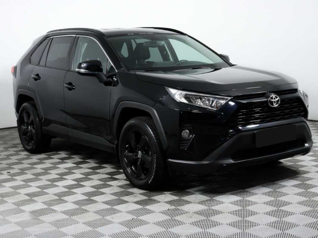 Toyota RAV4 с пробегом — 2020 год. Фото: #2