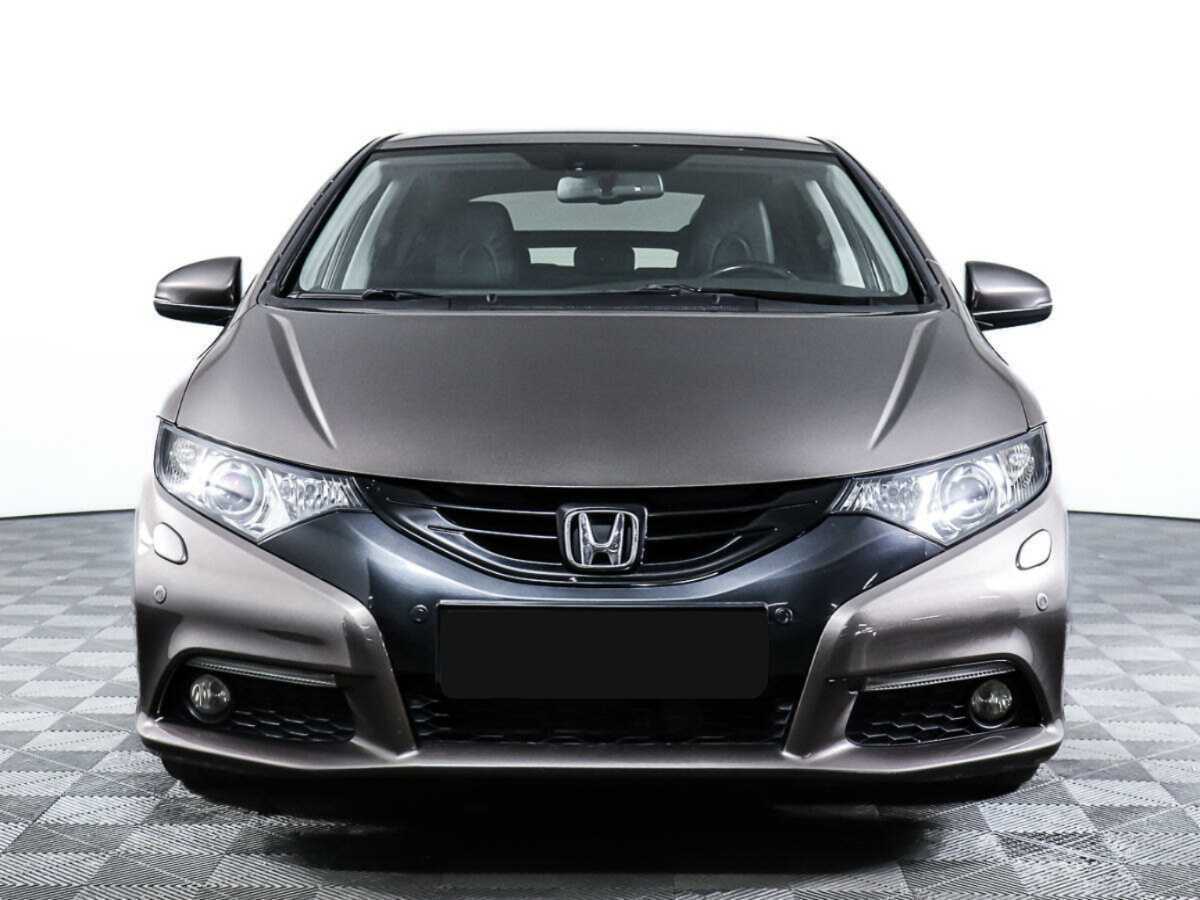 Honda Civic с пробегом — 2013 год. Фото: #1