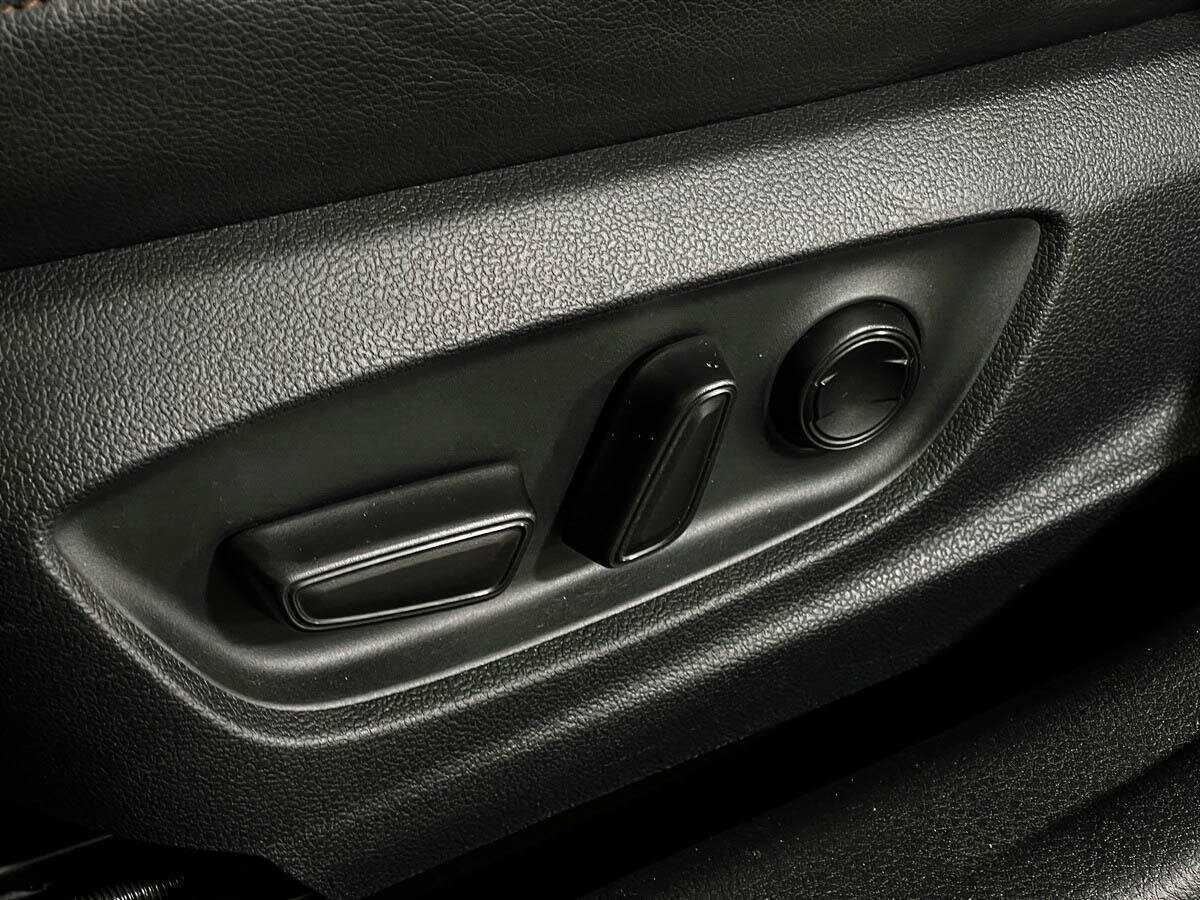 Toyota Camry с пробегом — 2020 год. Фото: #10