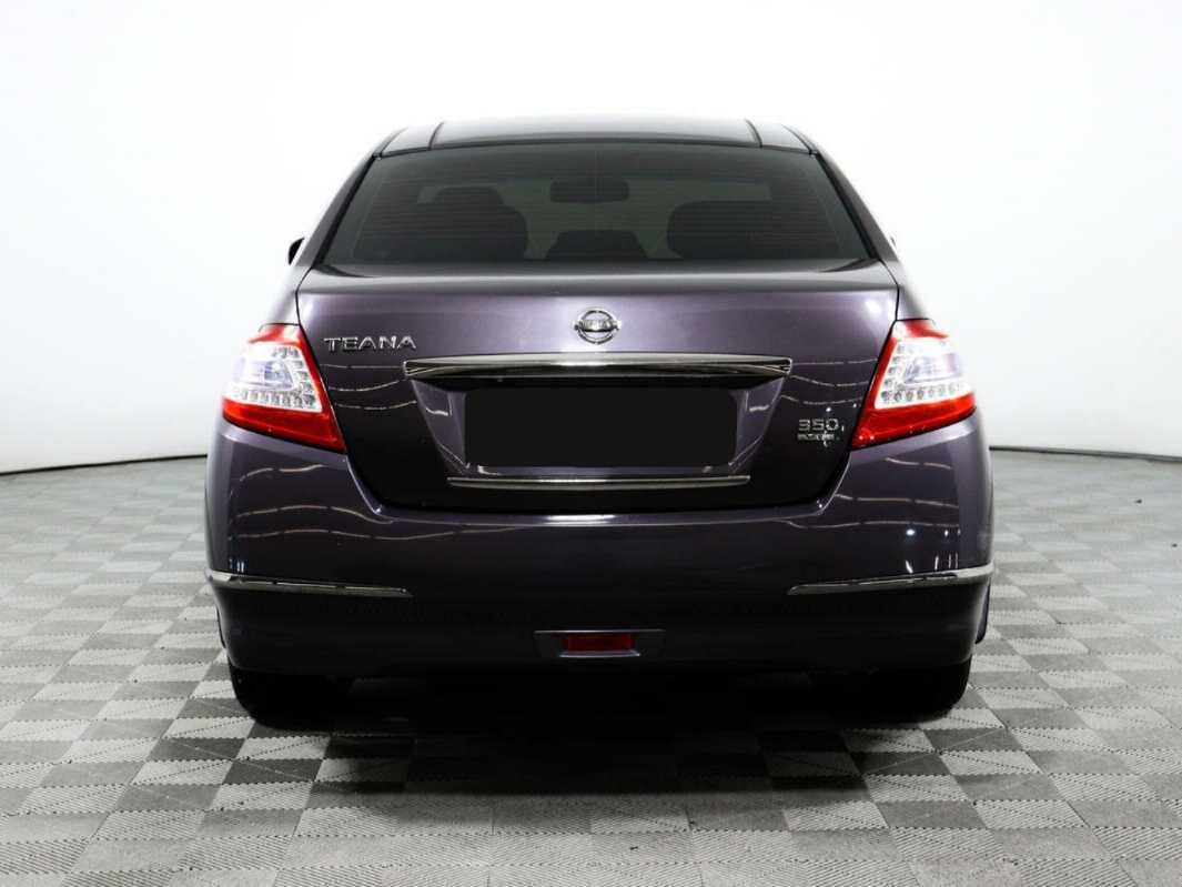 Nissan Teana с пробегом — 2012 год. Фото: #4