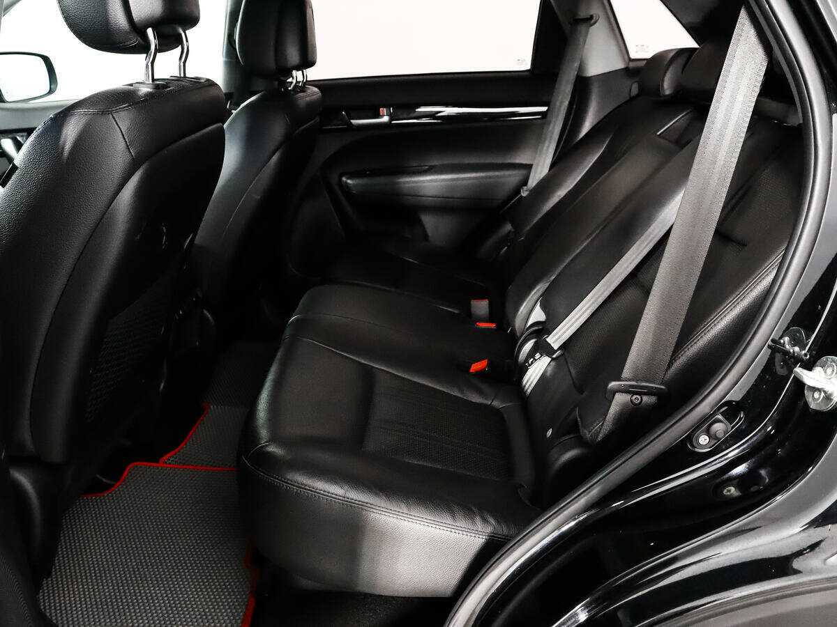 Kia Sorento с пробегом — 2017 год. Фото: #9