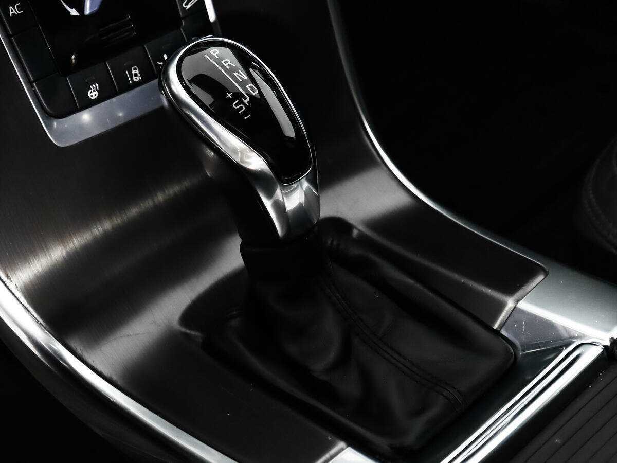 Volvo XC60 с пробегом — 2013 год. Фото: #11