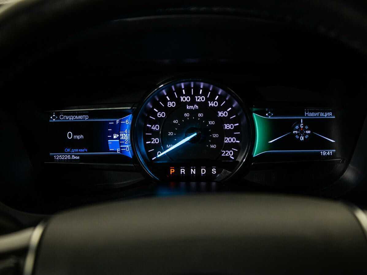 Ford Explorer с пробегом — 2017 год. Фото: #9