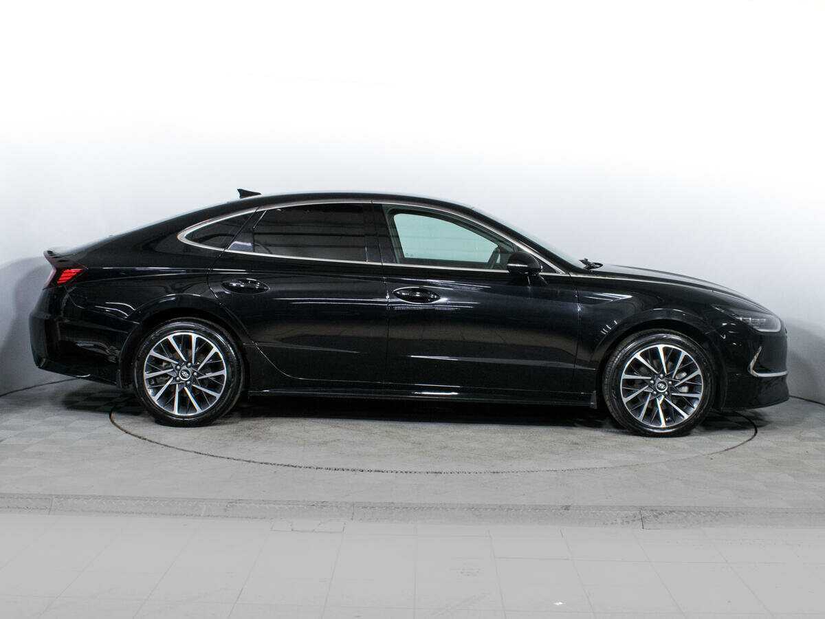 Hyundai Sonata с пробегом — 2021 год. Фото: #3