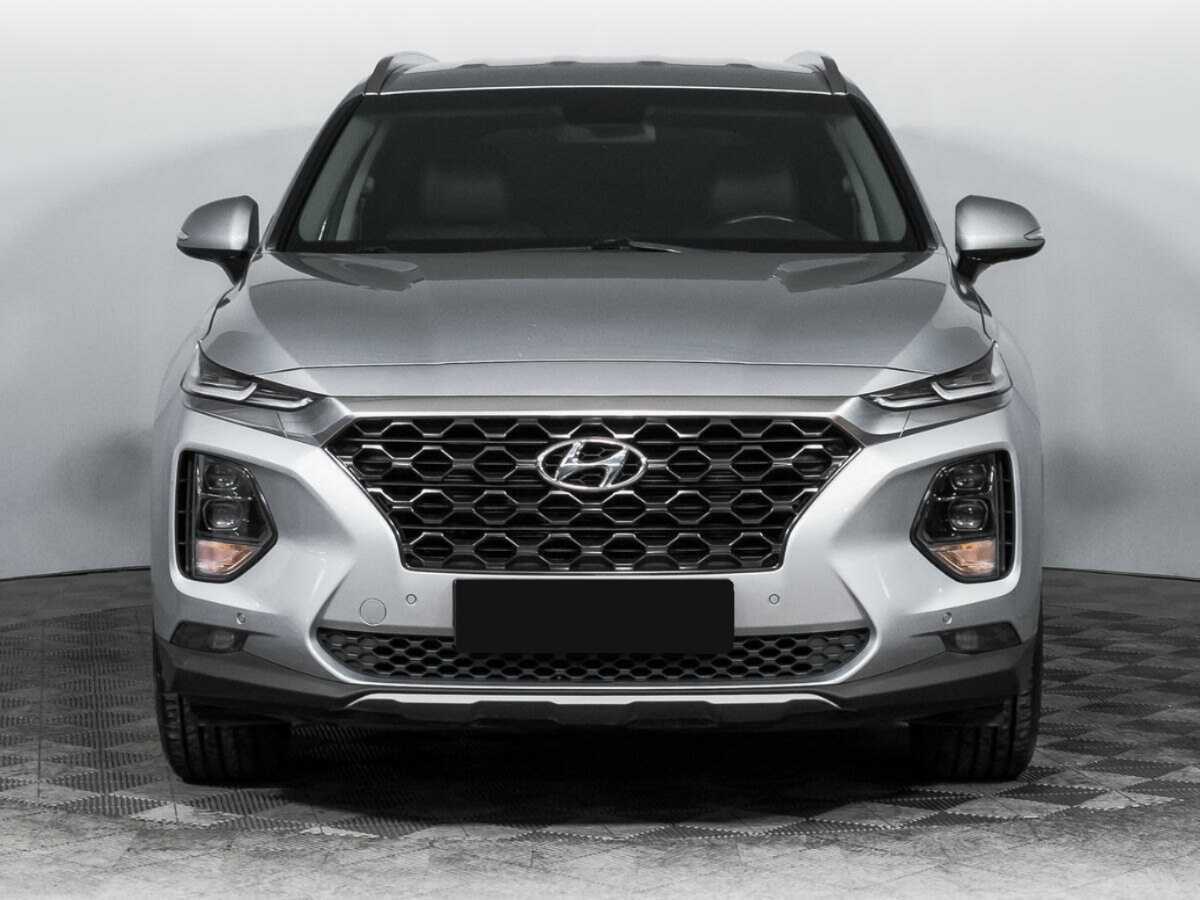 Hyundai Santa Fe с пробегом — 2018 год. Фото: #1