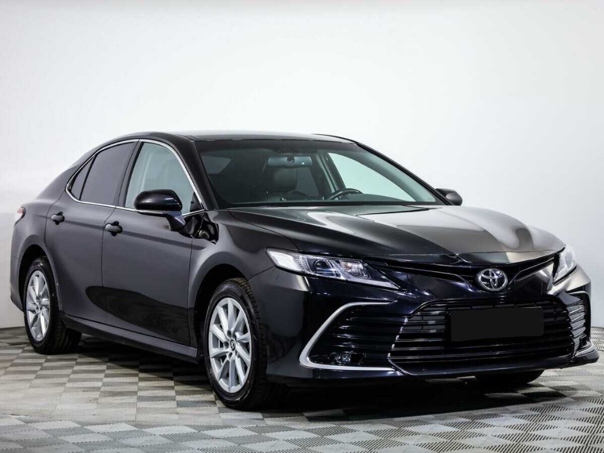 Toyota Camry с пробегом — 2022 год. Фото: #1