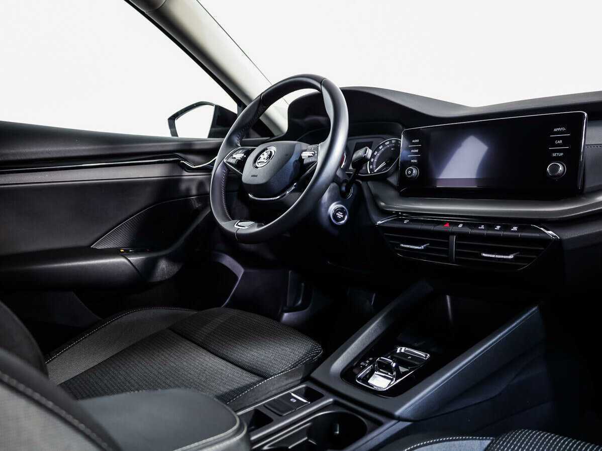 Skoda Octavia с пробегом — 2021 год. Фото: #7