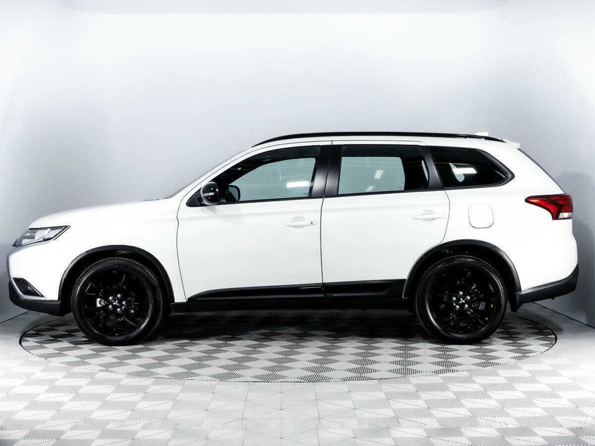 Mitsubishi Outlander с пробегом — 2021 год. Фото: #7