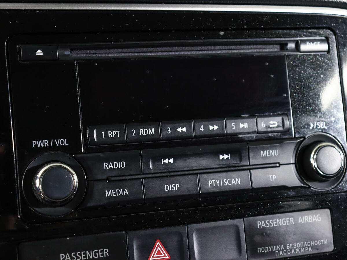 Mitsubishi Outlander с пробегом — 2013 год. Фото: #18