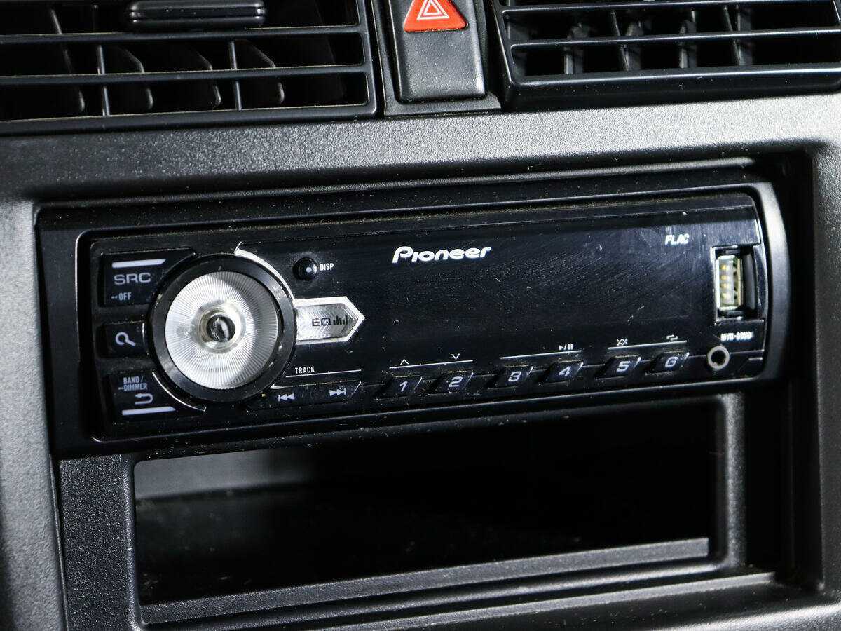 Suzuki Jimny с пробегом — 2018 год. Фото: #16