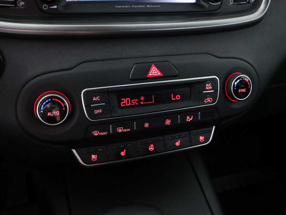 Kia Sorento с пробегом — 2018 год. Фото: #25