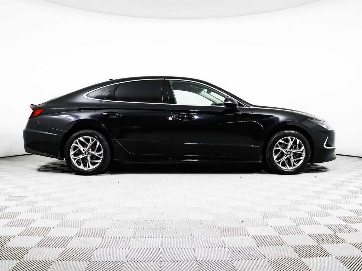 Hyundai Sonata с пробегом — 2021 год. Фото: #3