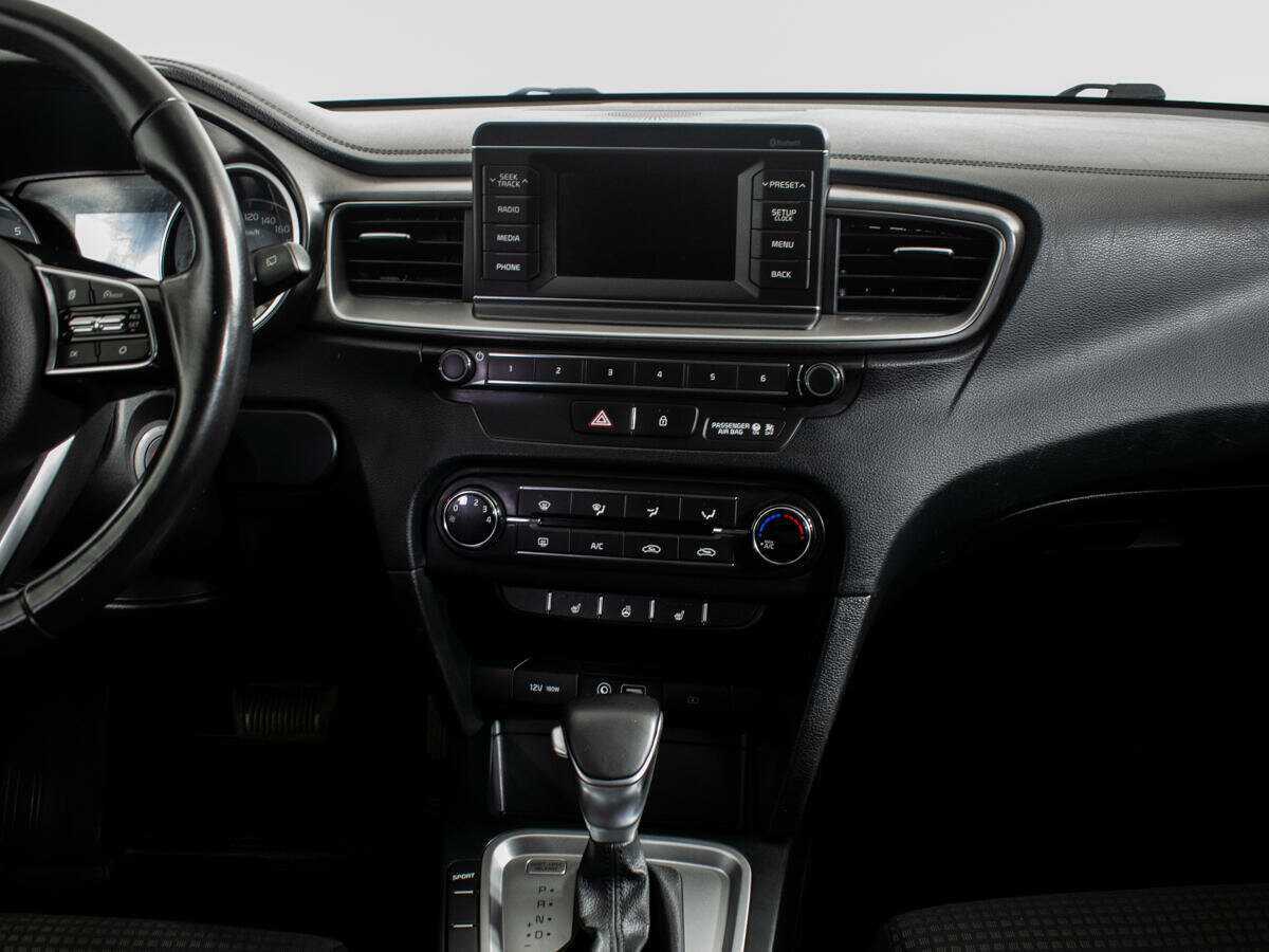 Kia Ceed с пробегом — 2018 год. Фото: #4