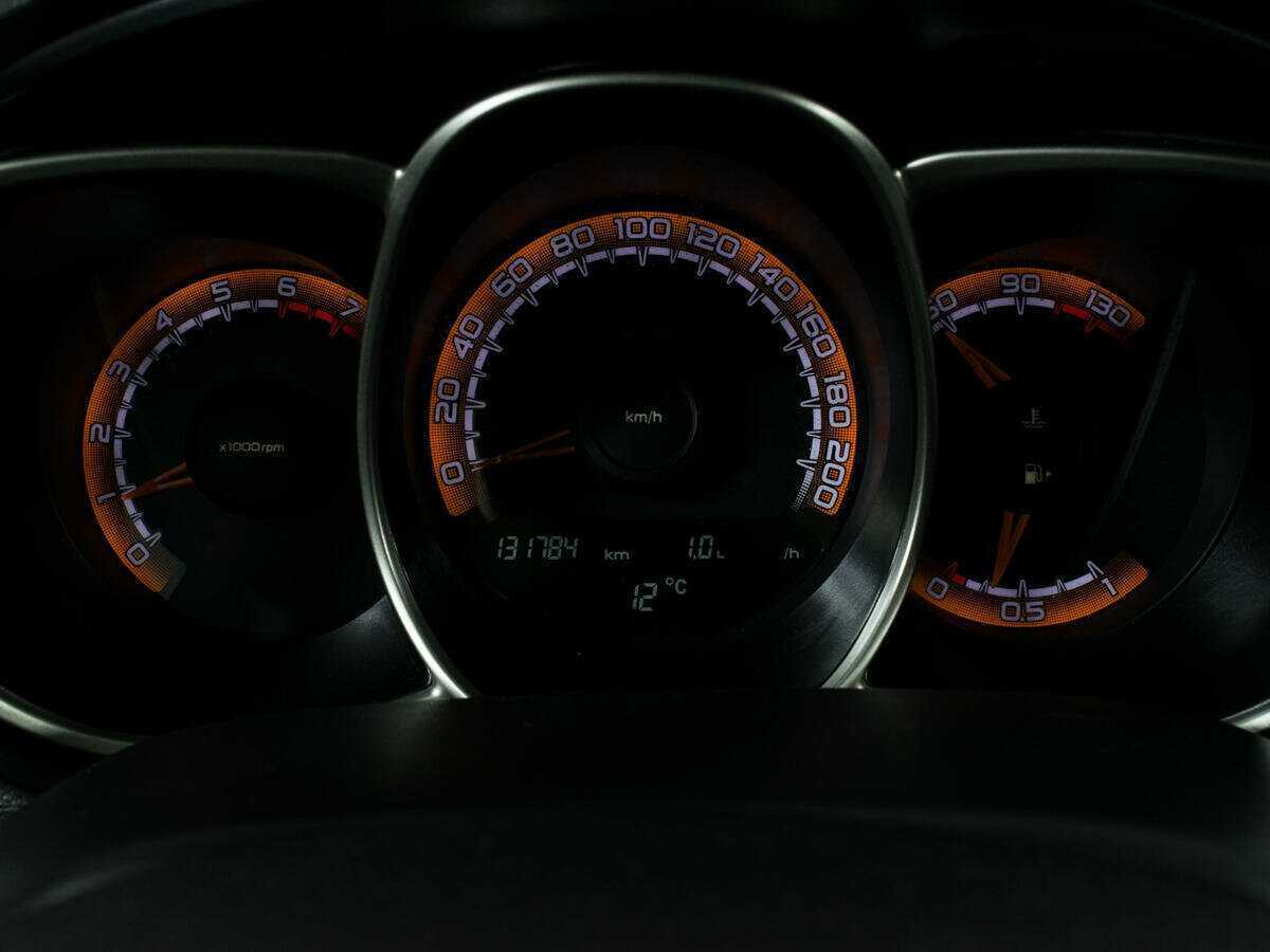 Lada (ВАЗ) Vesta с пробегом — 2020 год. Фото: #11