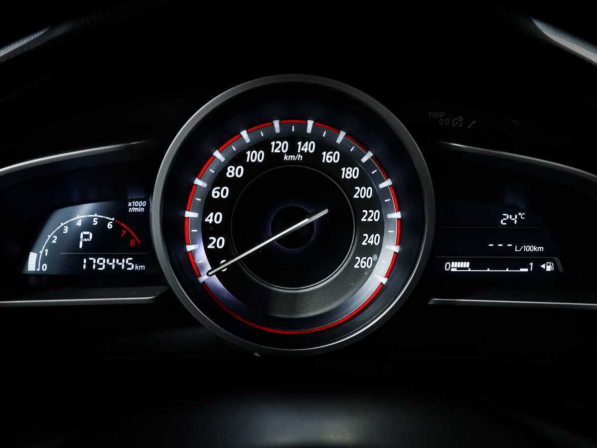 Mazda 3 с пробегом — 2013 год. Фото: #7