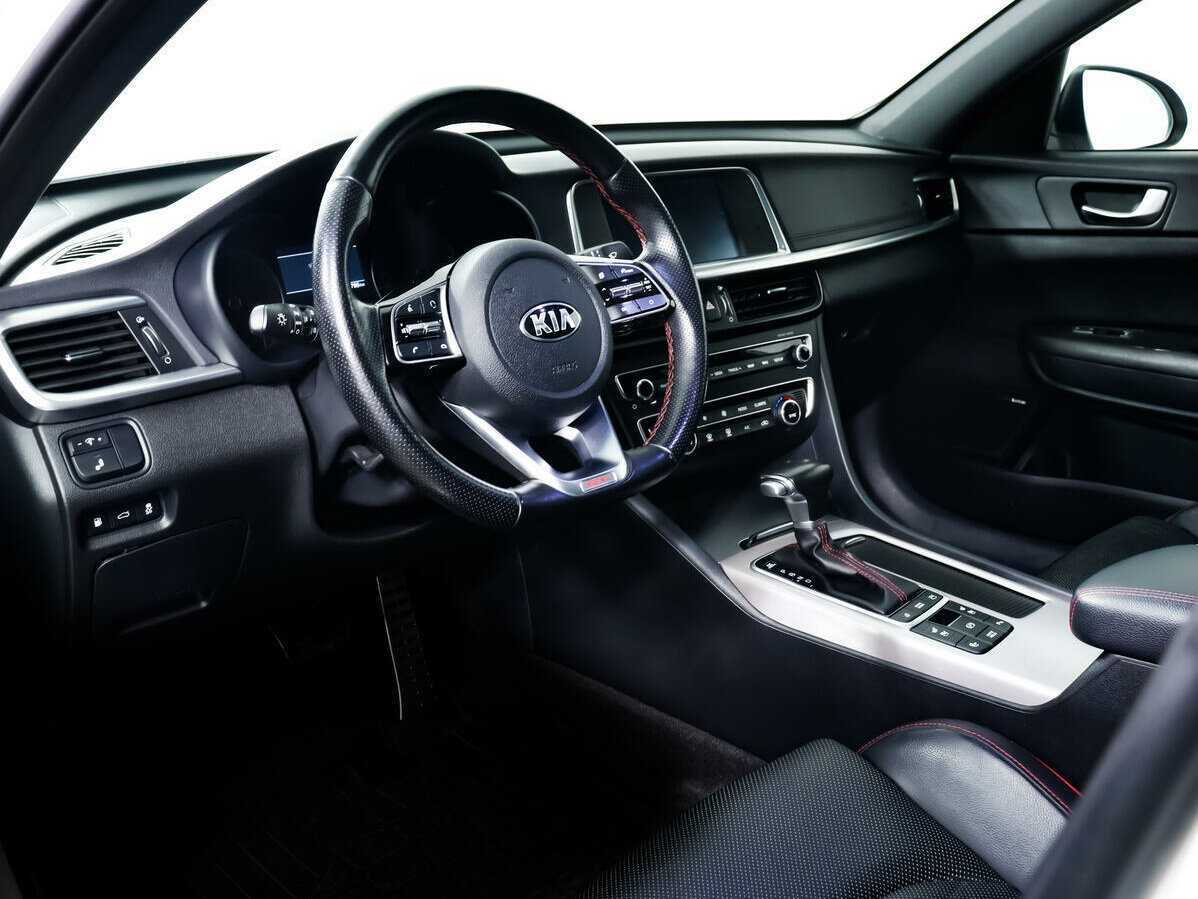 Kia Optima с пробегом — 2018 год. Фото: #12