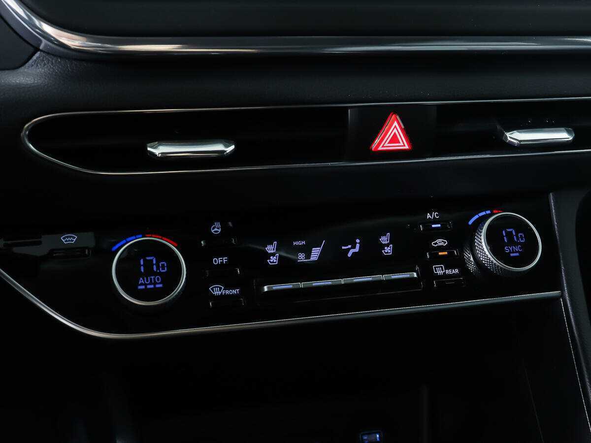 Hyundai Sonata с пробегом — 2022 год. Фото: #19