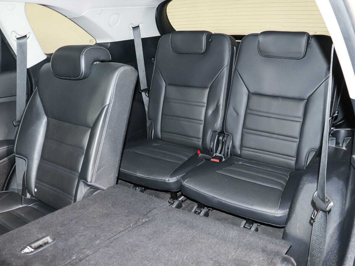 Kia Sorento с пробегом — 2017 год. Фото: #10