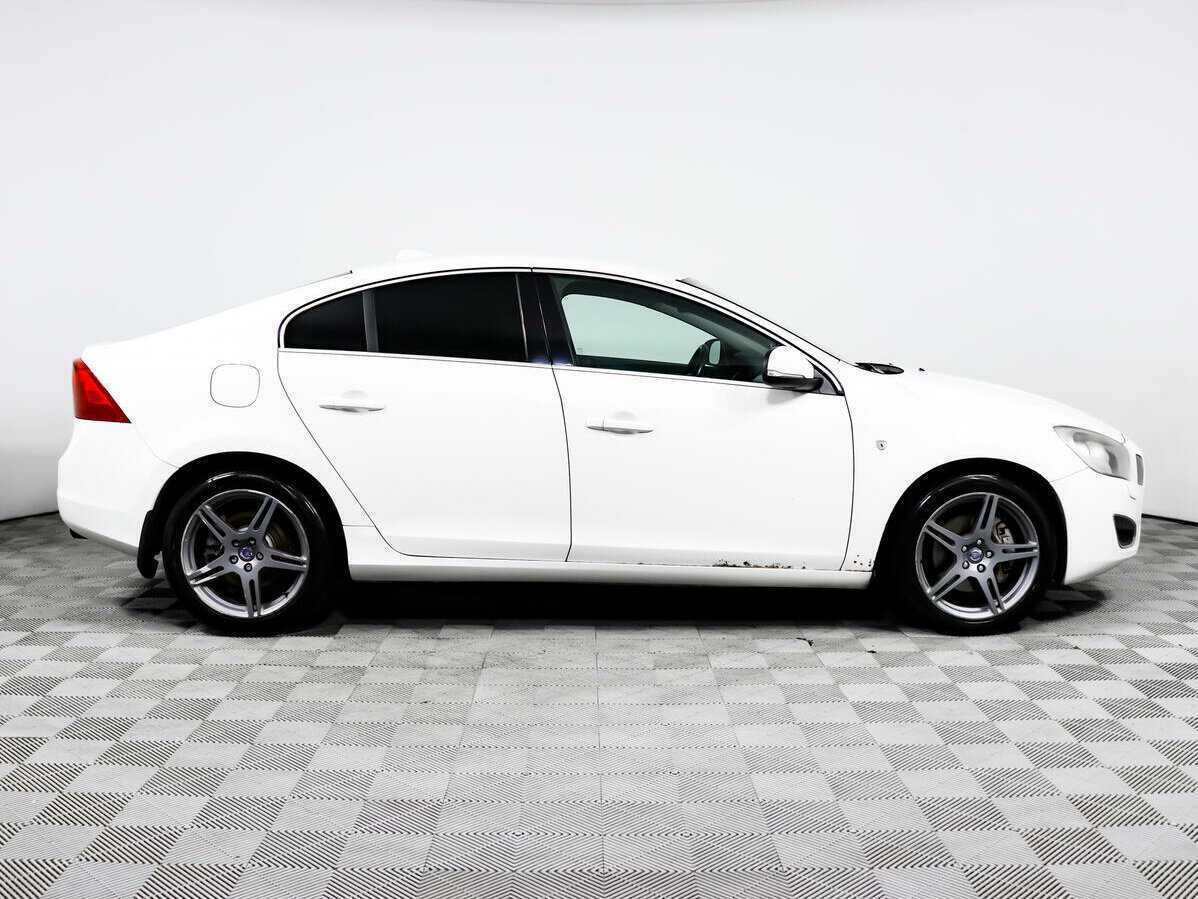 Volvo S60 с пробегом — 2012 год. Фото: #3