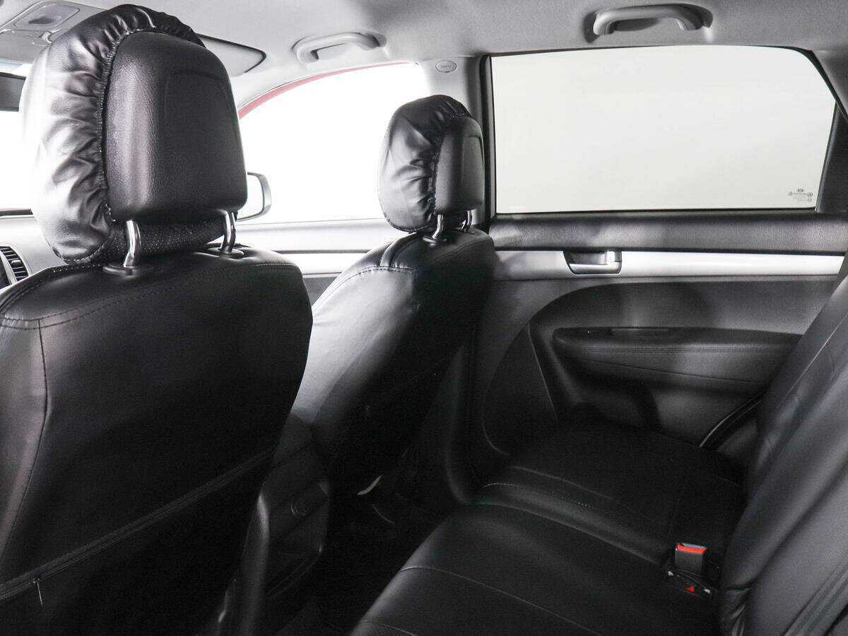 Kia Sorento с пробегом — 2013 год. Фото: #8