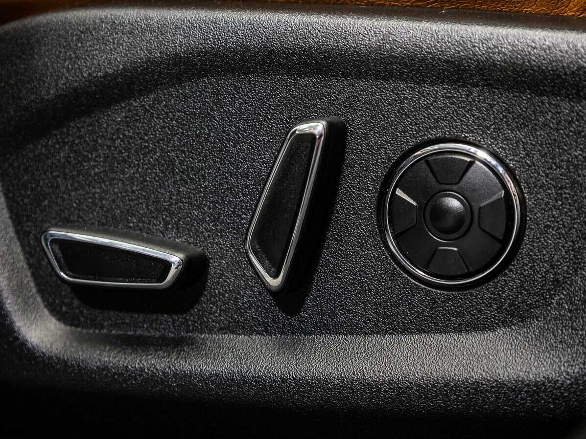 Ford Explorer с пробегом — 2016 год. Фото: #21