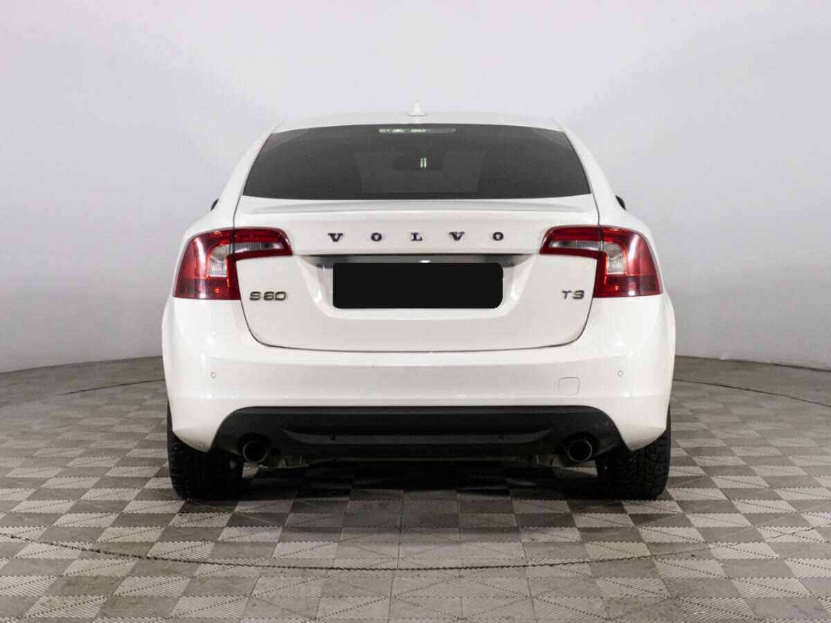 Volvo S60 с пробегом — 2012 год. Фото: #5